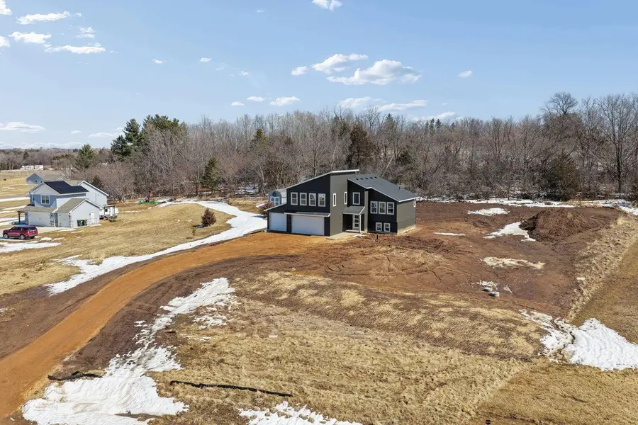 739 Magoo Road, Hudson, WI 54016 - #2
