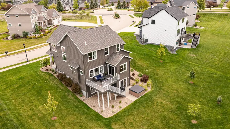 927 Southwell Enclave Ne, Byron, MN 55920 - #2