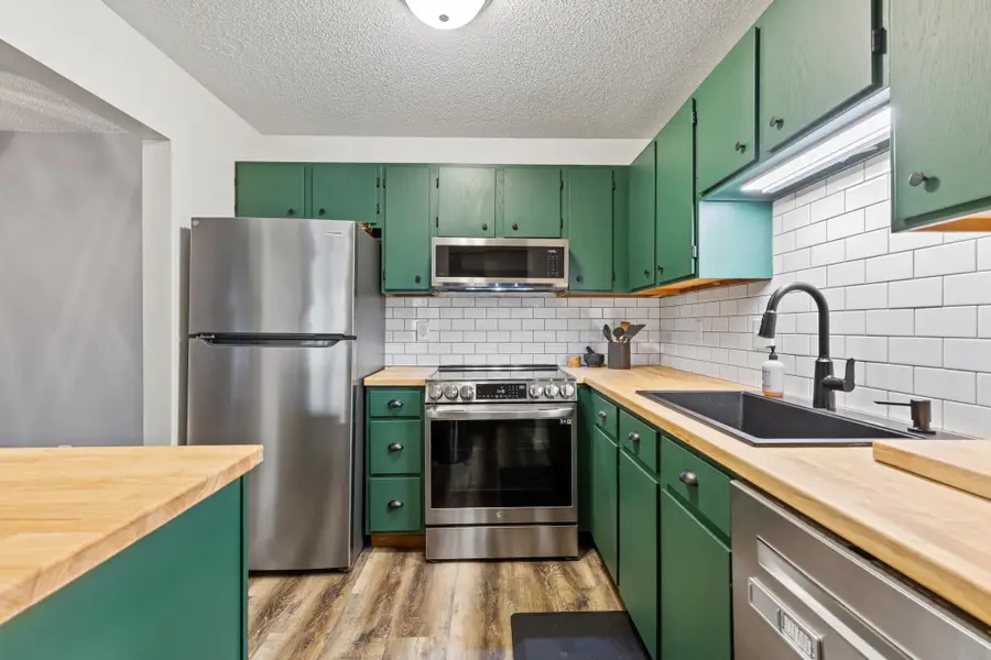 3850 Plymouth Boulevard #223, Plymouth, MN 55446 - #2