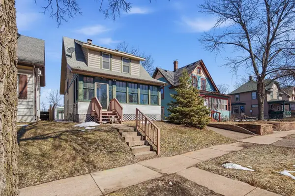 363 Geranium Avenue E, Saint Paul, MN 55130