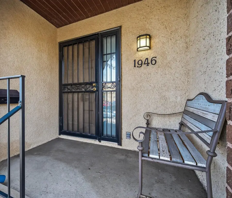 1946 Dupont Avenue S, Minneapolis, MN 55403 - #3