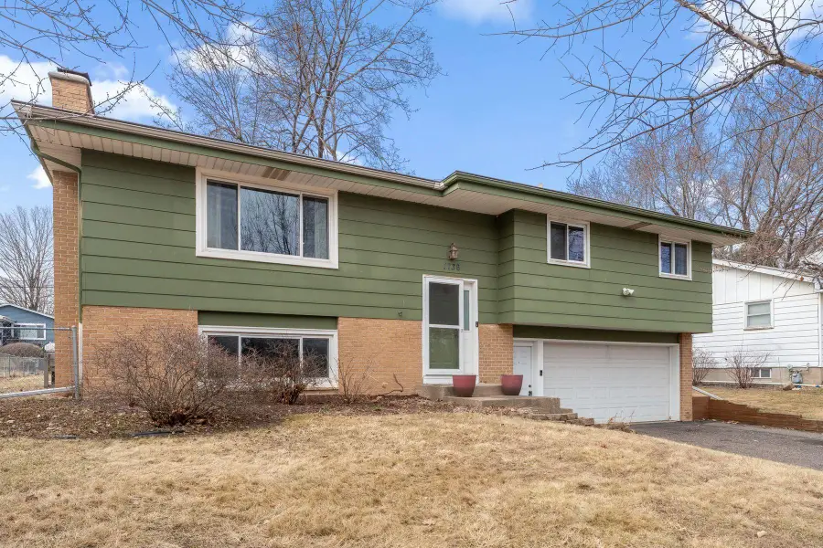 1736 Long Lake Road, New Brighton, MN 55112 - #2
