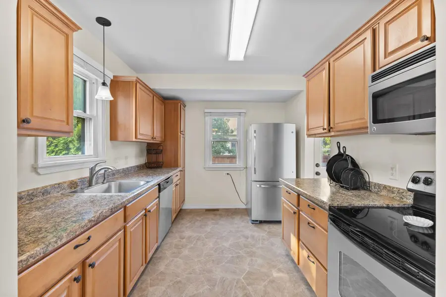 4000 Welcome Avenue N, Robbinsdale, MN 55422 - #3