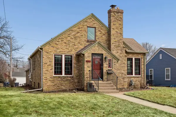 2227 Roosevelt Street Ne, Minneapolis, MN 55418