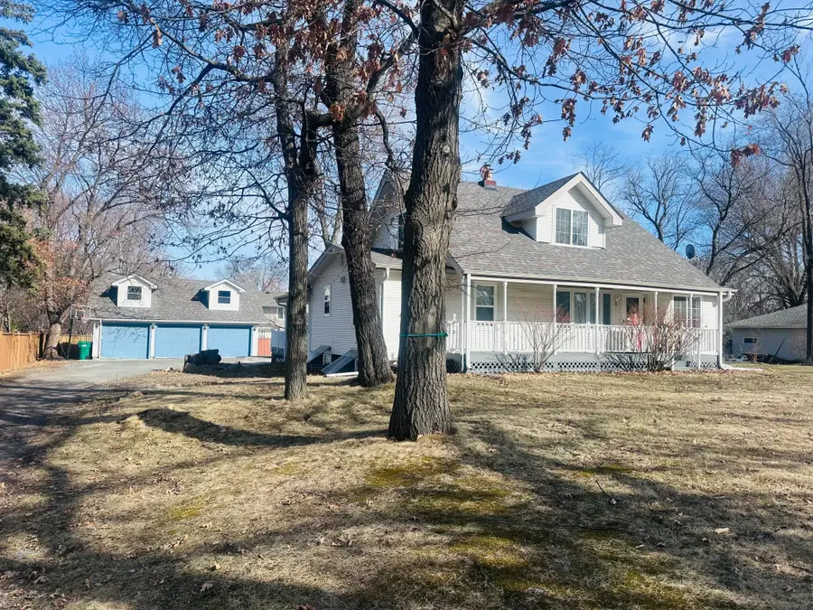 4440 Hamline Avenue N, Arden Hills, MN 55112 - #3