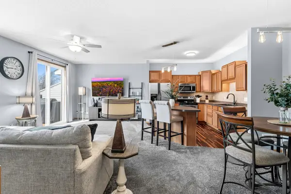 20116 Holister Lane, Lakeville, MN 55044