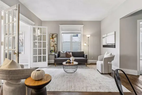 3208 Pleasant Avenue, Minneapolis, MN 55408