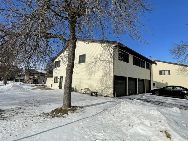 6536 83rd Court N, Brooklyn Park, MN 55445