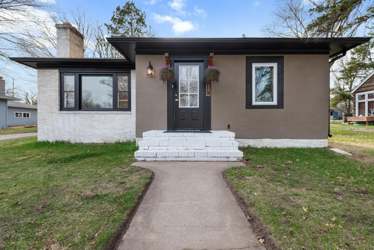 809 7th Street Ne, Staples, MN 56479 - #1