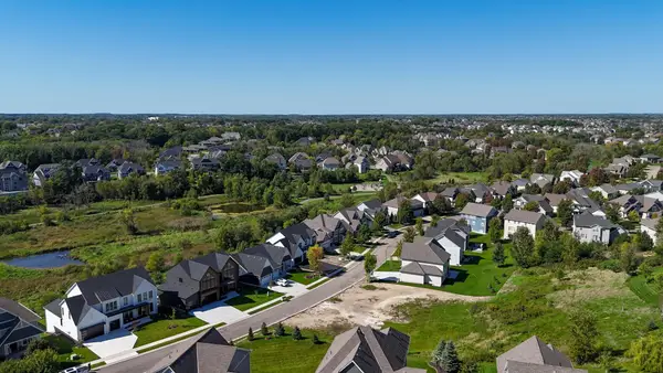 5240 Polaris Lane N, Plymouth, MN 55446