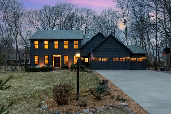 17259 Candlewood Parkway, Eden Prairie, MN 55347