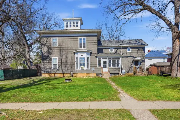 315 E Maple Street, River Falls, WI 54022