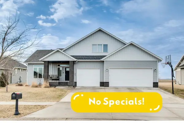 657 Westminster Drive, Moorhead, MN 56560