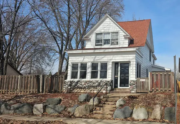 1833 Hawthorne Avenue E, Saint Paul, MN 55119