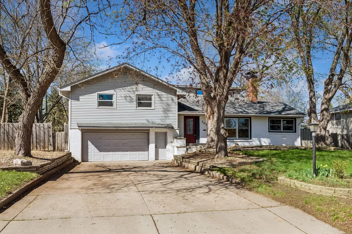 304 Valley High Road, Burnsville, MN 55337 - #1