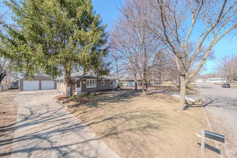 8622 Granada Avenue S, Cottage Grove, MN 55016 - #3