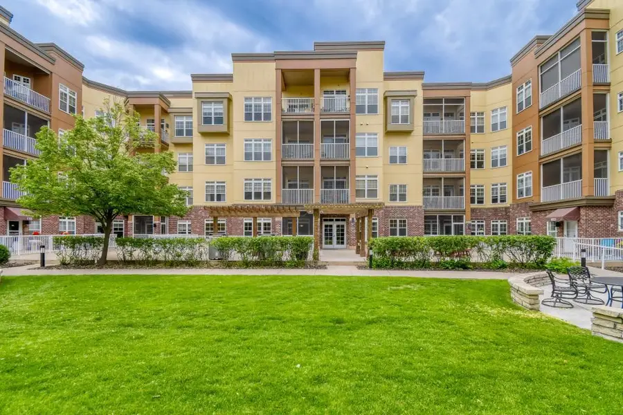 2550 38th Avenue Ne #108, Saint Anthony, MN 55421 - #2