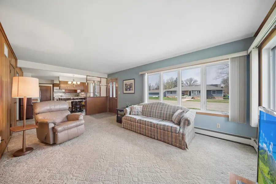 306 3rd Avenue Se, Blooming Prairie, MN 55917 - #3