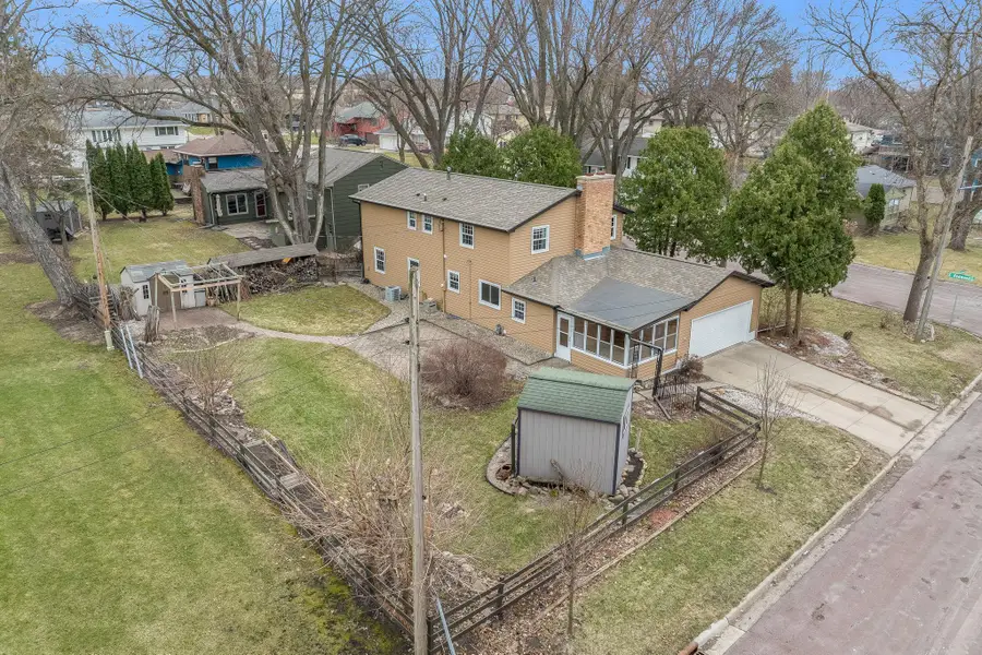 328 S Redwood Drive, Mankato, MN 56001 - #3