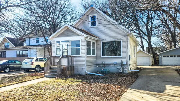 57 N Terrace N, Fargo, ND 58102