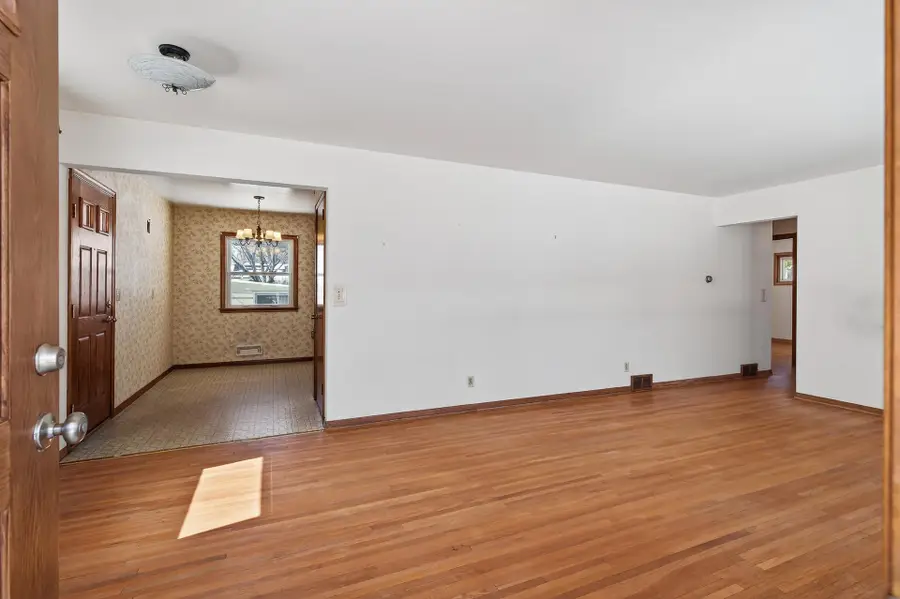 8706 20th Avenue S, Bloomington, MN 55425 - #3