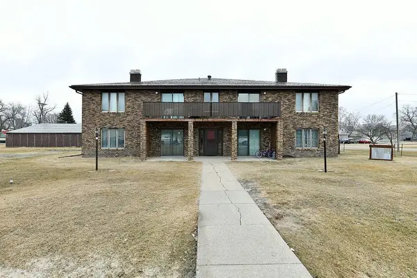 241 6th Avenue S, Casselton, ND 58012