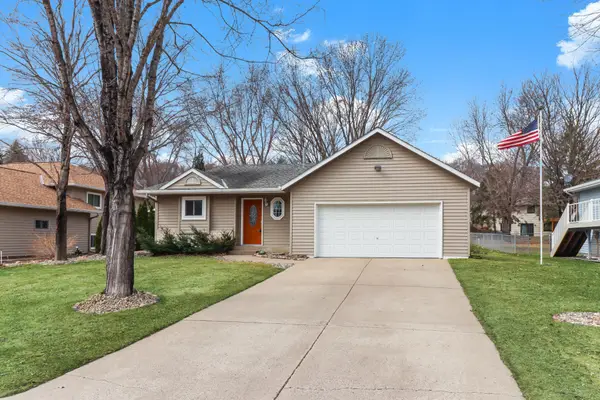 811 3rd Avenue N, Sartell, MN 56377