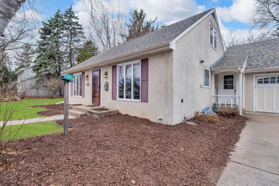 477 Idaho Avenue E, Saint Paul, MN 55130 - #3