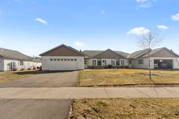 74 Stratford Way, Hudson, WI 54016