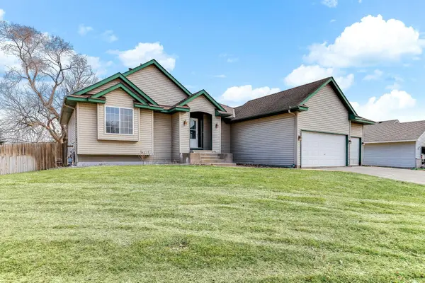 12713 Johnson Street Ne, Blaine, MN 55434