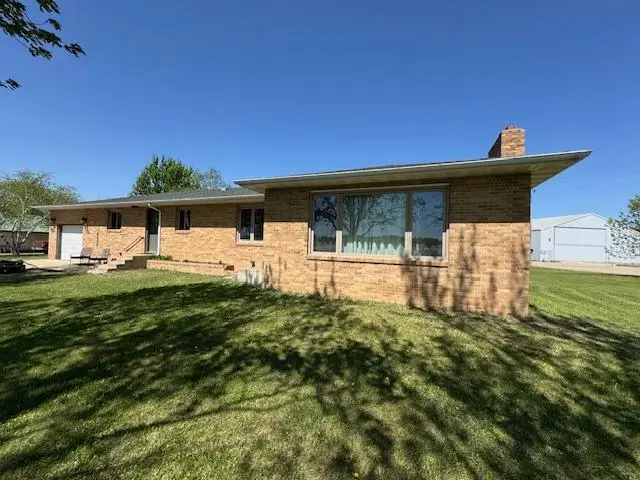 208 E Mason Avenue, Verndale, MN 56481 - #1