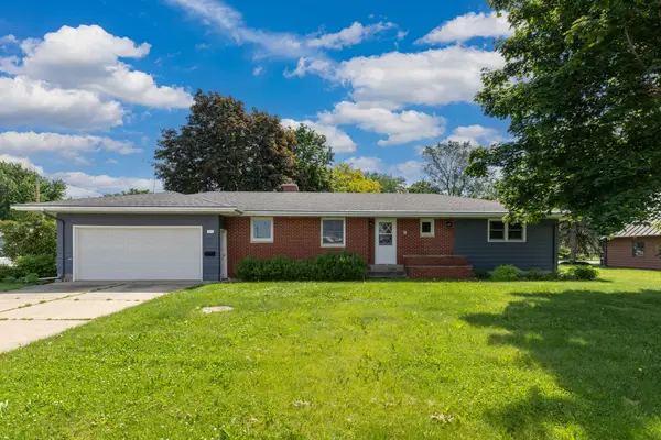 301 S Market Street, Belle Plaine, MN 56011