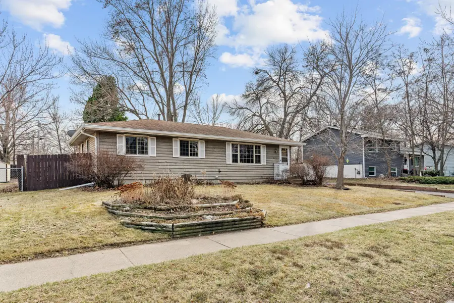 950 Blackoaks Lane, Anoka, MN 55303 - #2