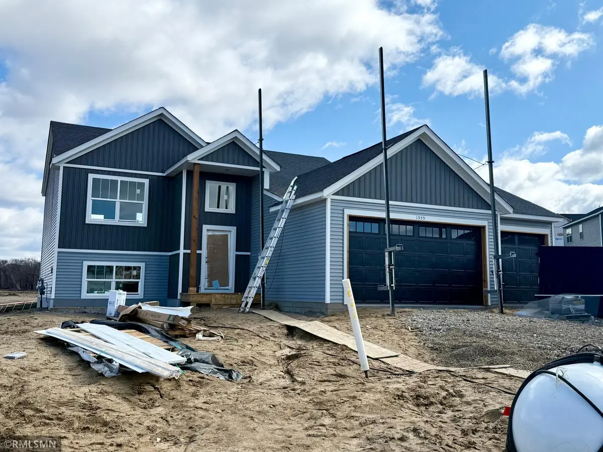 1555 Meadows Drive Ne, East Bethel, MN 55011 - #1