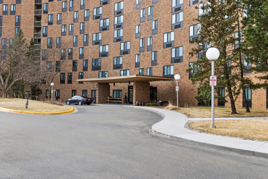 1181 Edgcumbe Road #1712, Saint Paul, MN 55105 - #2