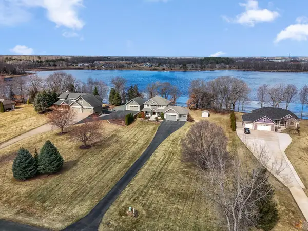 25188 Firefly Avenue, Wyoming, MN 55092