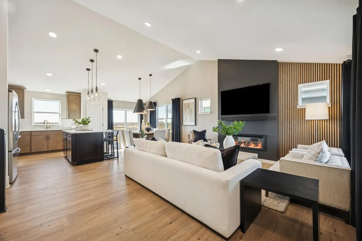 8863 63rd Street S, Cottage Grove, MN 55016 - #1