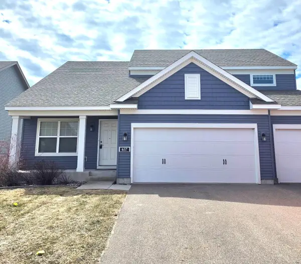 657 Copper Court, Waconia, MN 55387