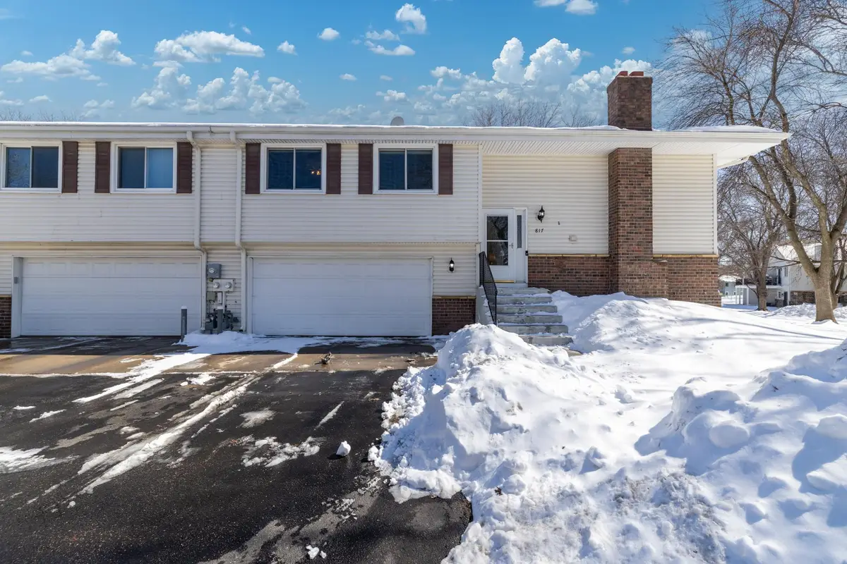 817 Evergreen Circle, Burnsville, MN 55337 - #1
