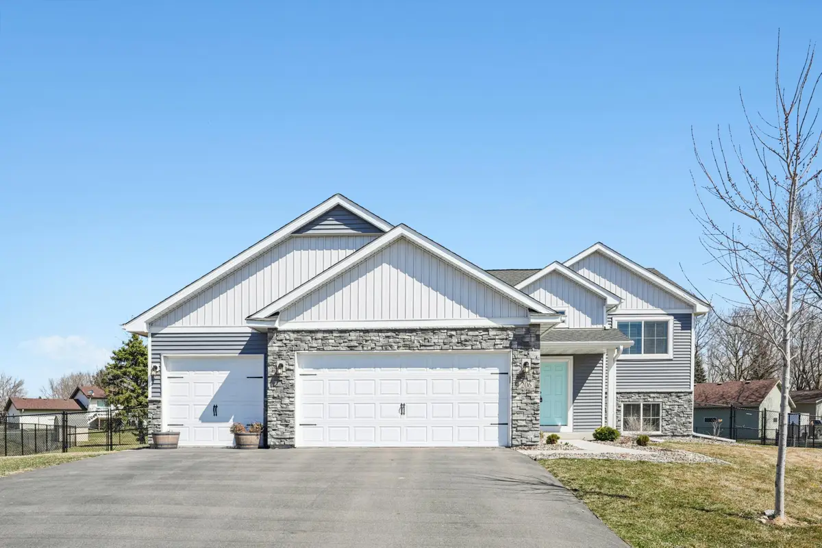 206 9th Ave Court Nw, Lonsdale, MN 55046 - #1