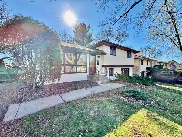 130 17th Avenue N, South Saint Paul, MN 55075