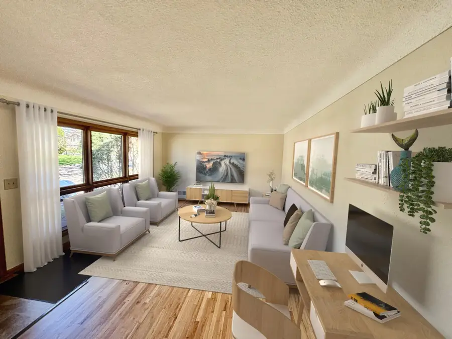 130 17th Avenue N, South Saint Paul, MN 55075 - #3