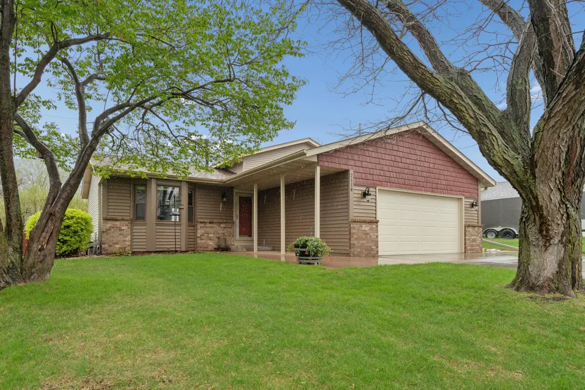 2118 Hale Avenue N, Oakdale, MN 55128 - #1