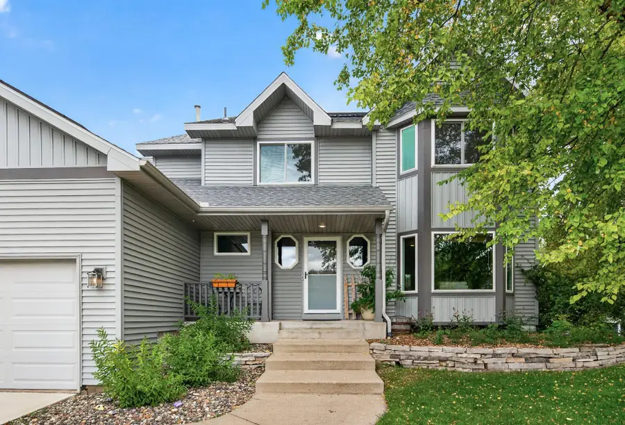 17071 Georgetown Court, Rosemount, MN 55068 - #2
