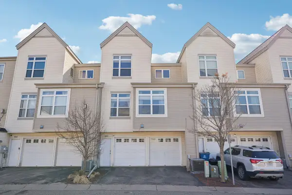 7413 Zane Avenue N, Brooklyn Park, MN 55443