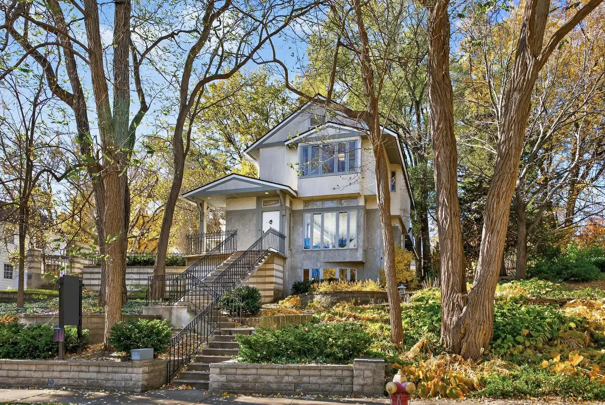 555 Montcalm Place, Saint Paul, MN 55116 - #1