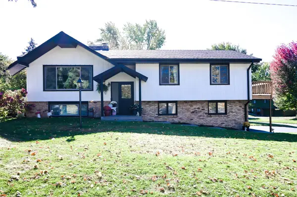 4696 Flag Avenue N, New Hope, MN 55428