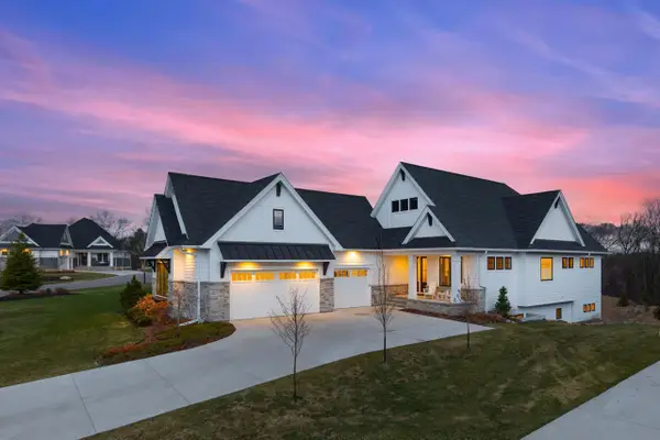 7070 Highland Court, Eden Prairie, MN 55346