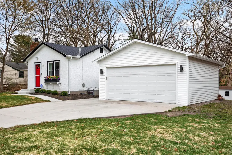 140 Hickory Street, Mahtomedi, MN 55115 - #3