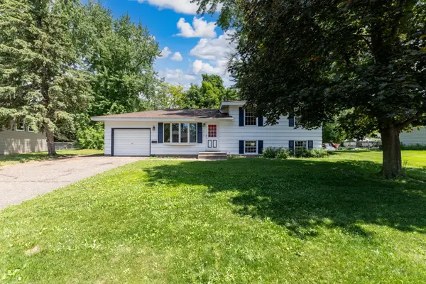 1536 Selby Avenue, Saint Paul Park, MN 55071